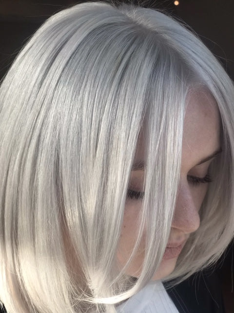 Silver Stiletto® – Shampoo tonalizzante viola antigiallo